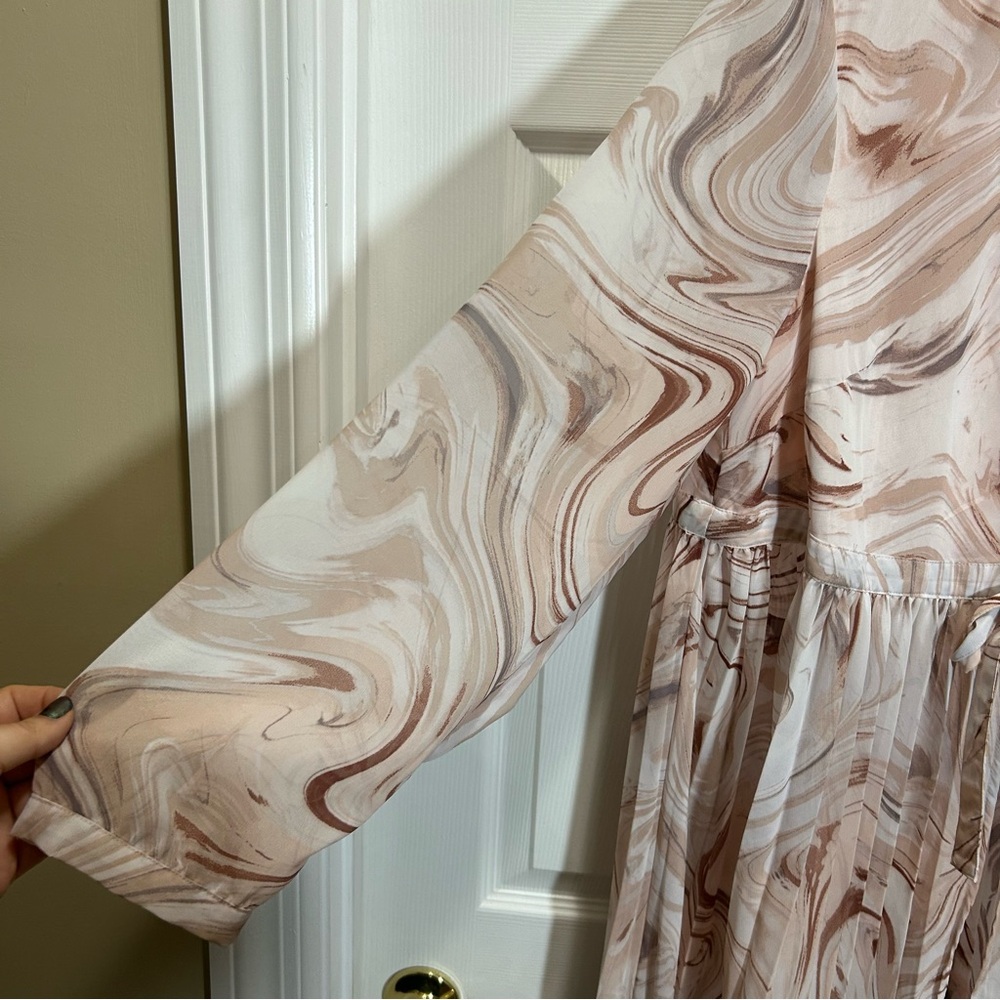 Torrid Swirl Pattern Thin Pleated Duster - image 3